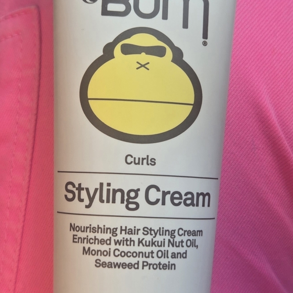 Sun Bum Other - Sun Bum Curls Styling Cream For Wavy to Tight Curls - 5 fl oz NEW!